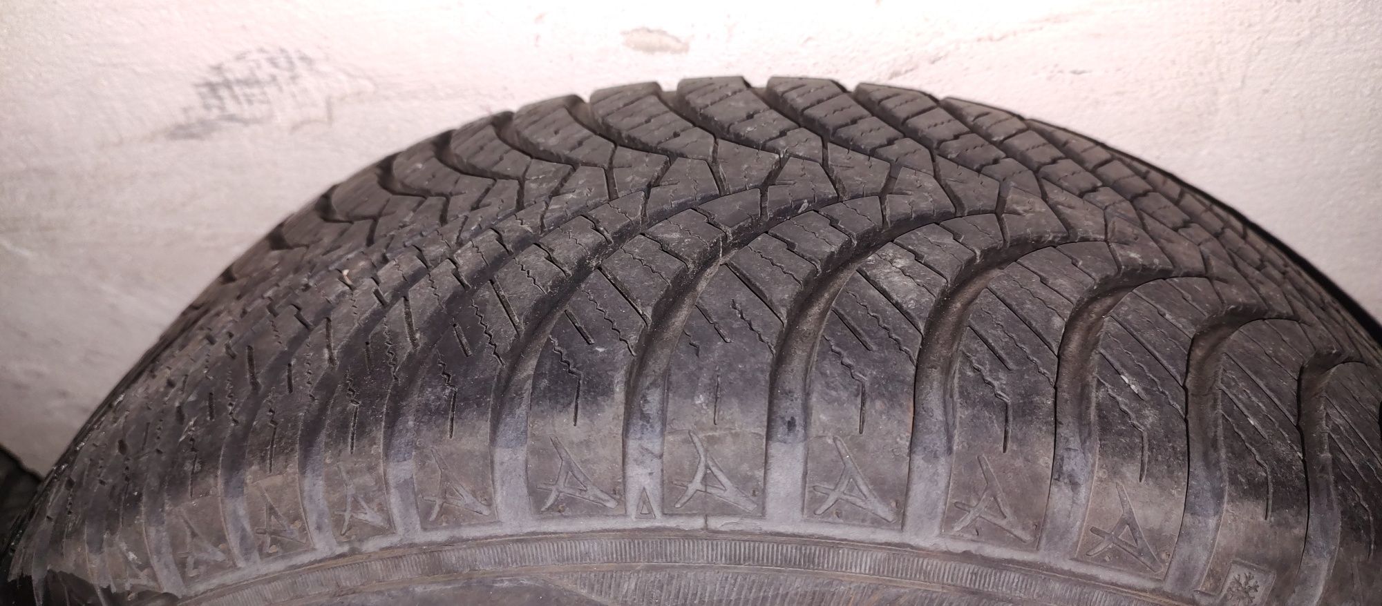 Opony wielosezonowe Falken 16