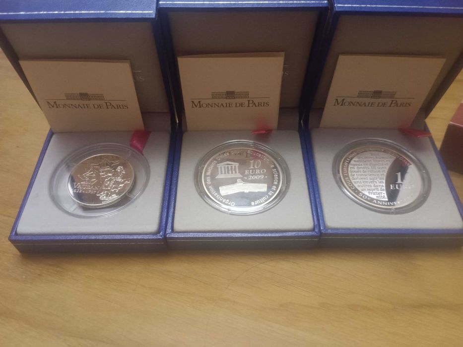 Zestaw trzech srebrnych monet, Francja 2x 10 euro, 1/4 euro