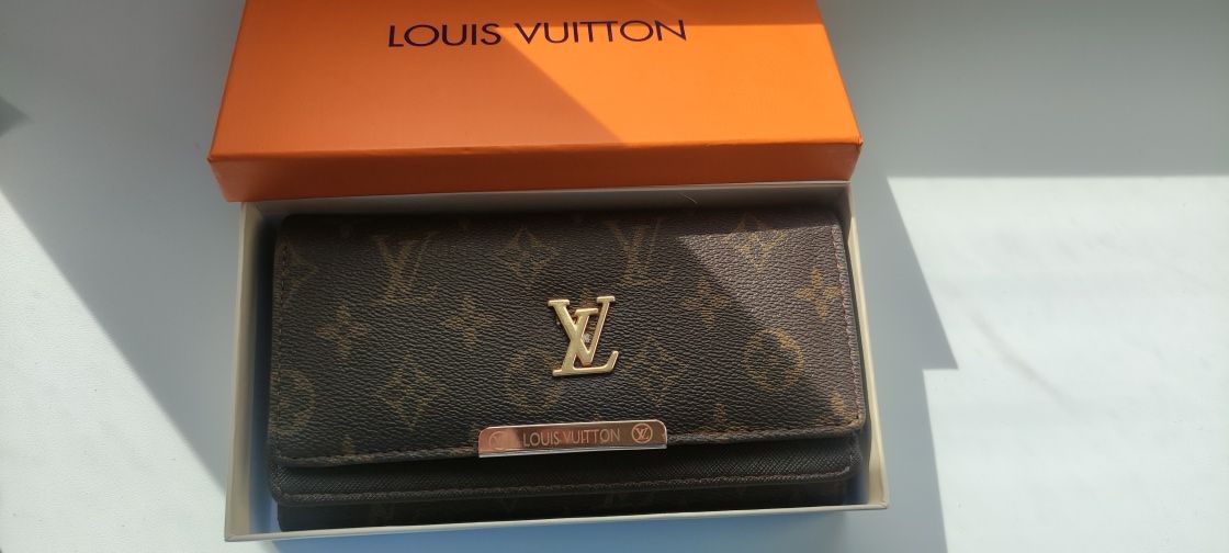 Nowy piękny portfel damski Louis Vuitton Paris  brązowy