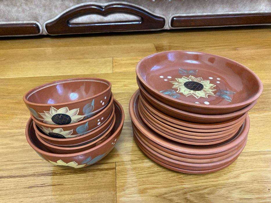 Набір Глиняний  посуд, тарілки