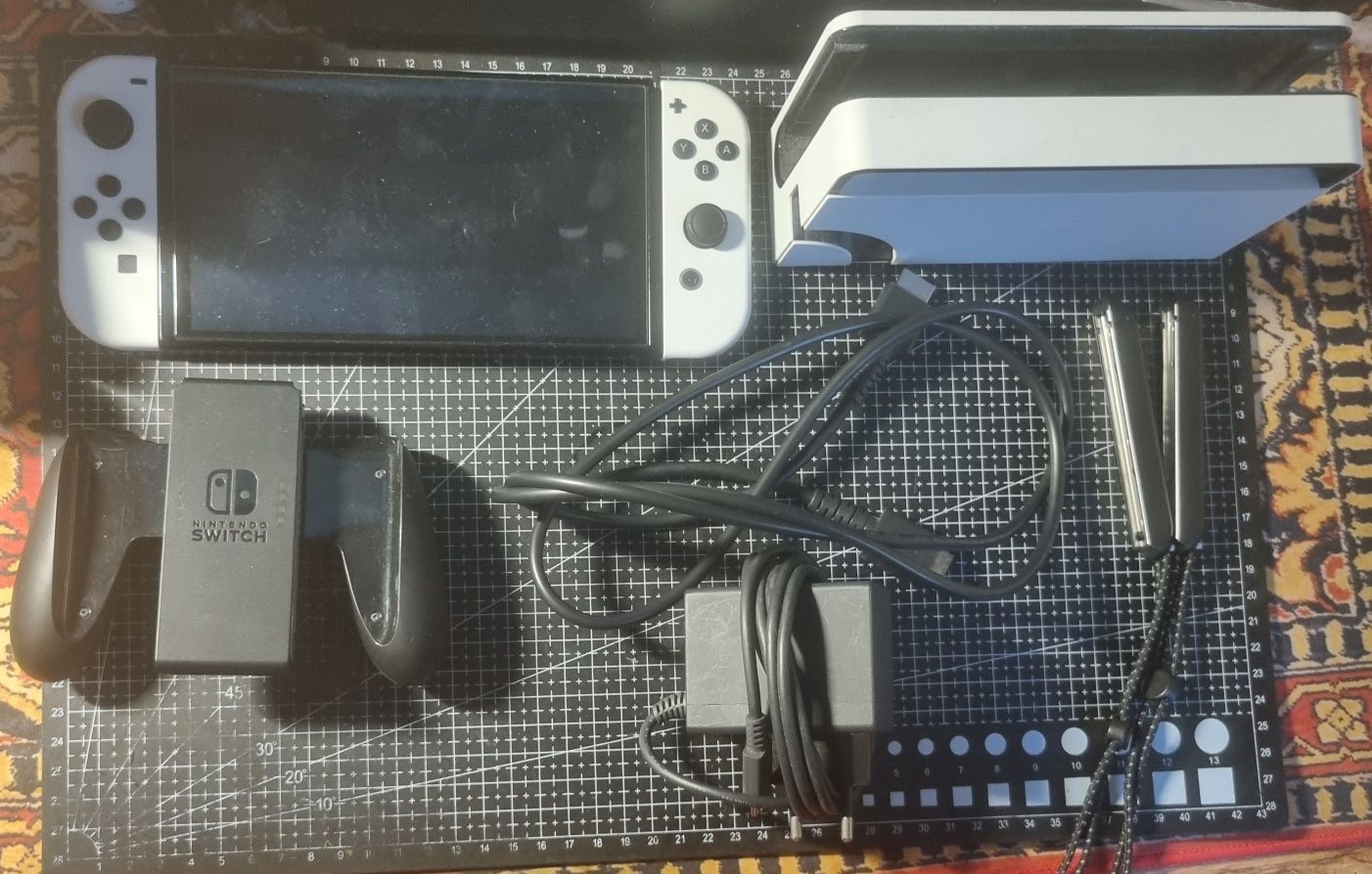 Nintendo switch oled+pokrowiec i gry