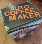 Cafeteira automática vintage dos anos 70 com tomada de isqueiro