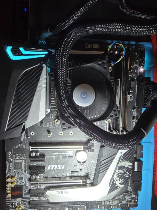 Msi mpg z390 gaming pro carbon ac Avariada