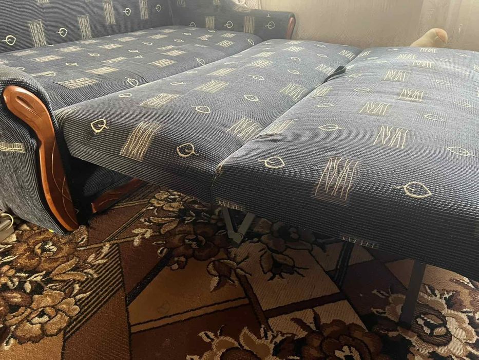 Продам диван б/у