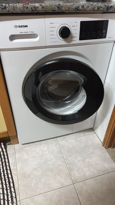 Vendo máquina de lavar roupa 8kg semi-nova