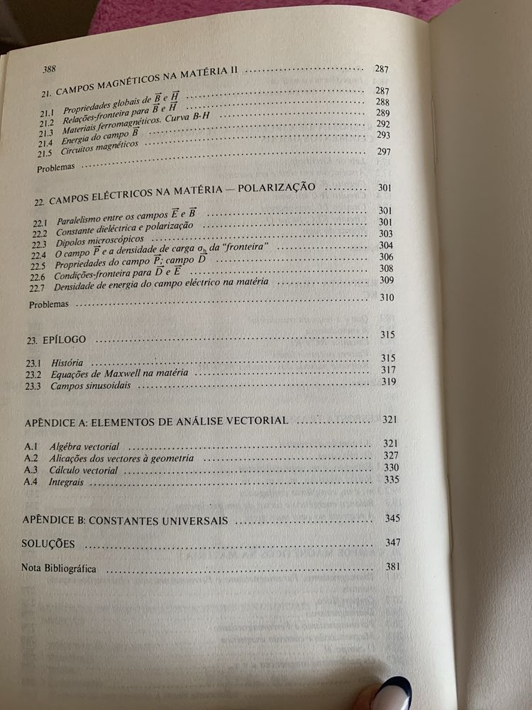 Livro “Introdução ao Eletromagnetismo” de Sushil Kumar Mendiratta