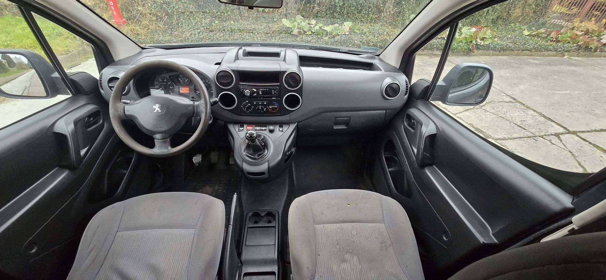 Peugeot Partner long max 1.6  hdi salon polska