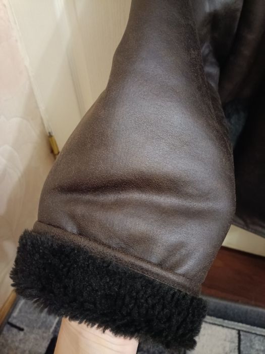 Дублянка жіноча коричневого кольору