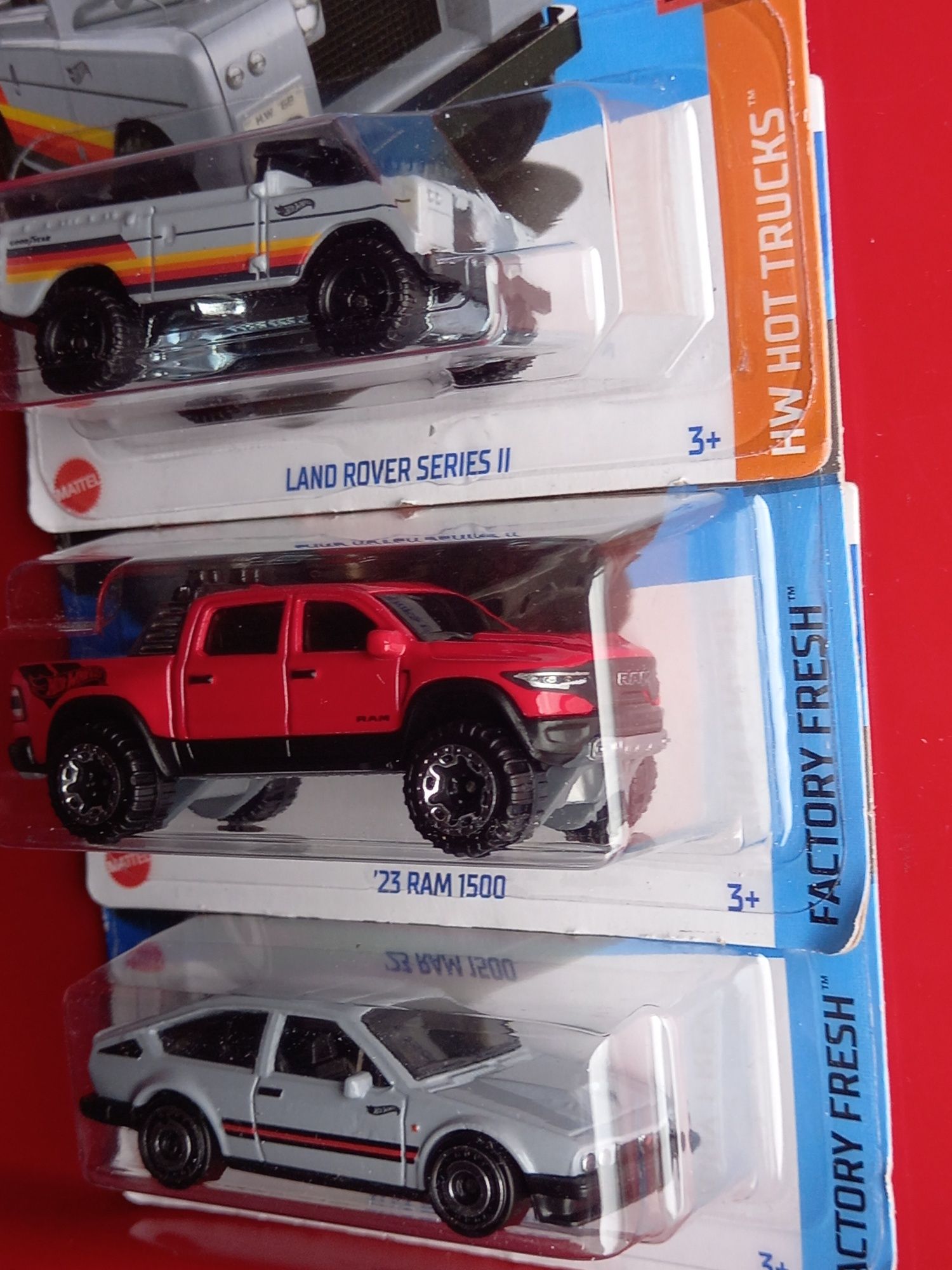 Conjunto de 3 miniaturas hot wheels