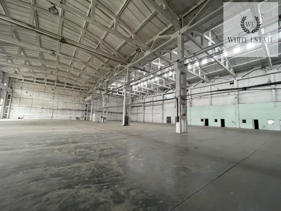 Склад з промисловою підлогою