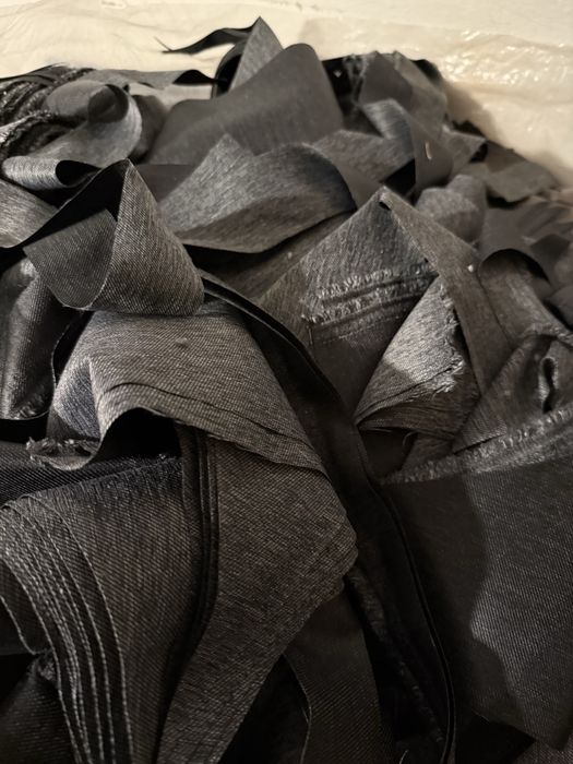 Scinki materiału poliester