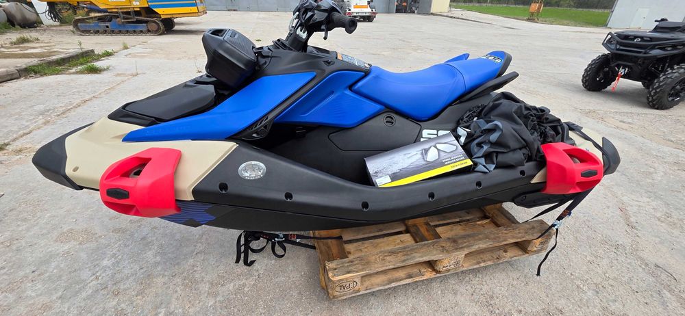 Sea doo spark trixx 1up  2025
Demo