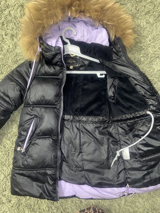 Дитячий пуховик продам