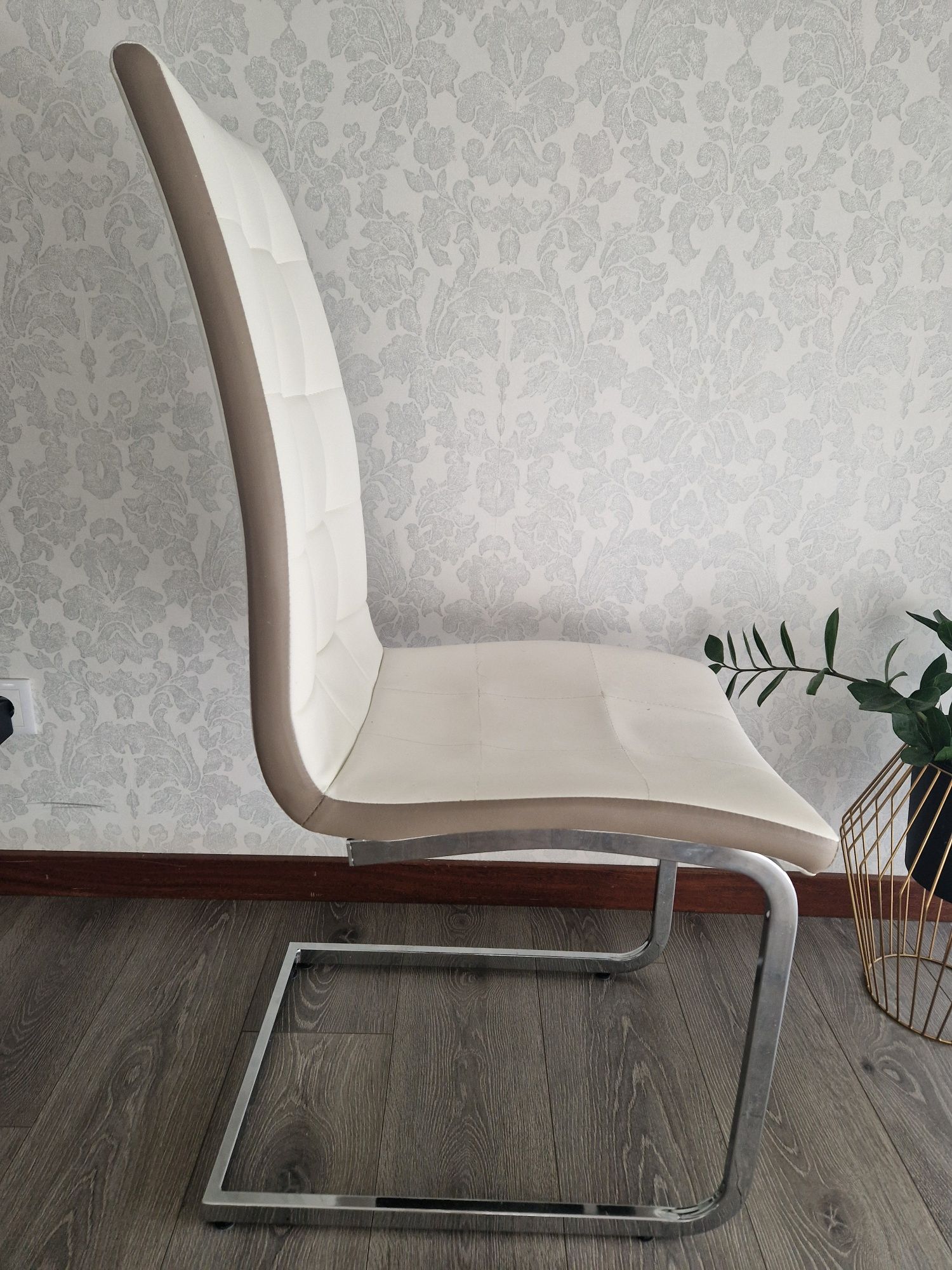 Conjunto de 8 cadeiras de mesa de jantar