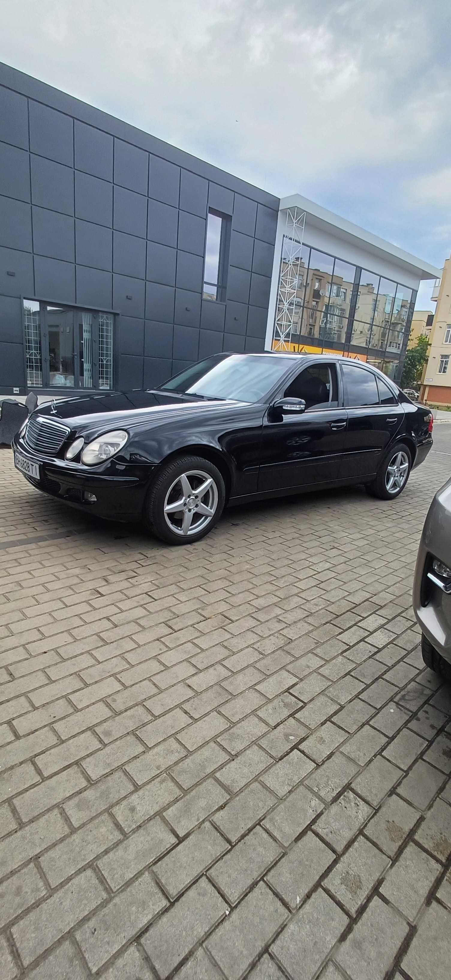 Mersedes Benz e200