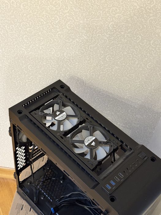 Корпус Thermaltake