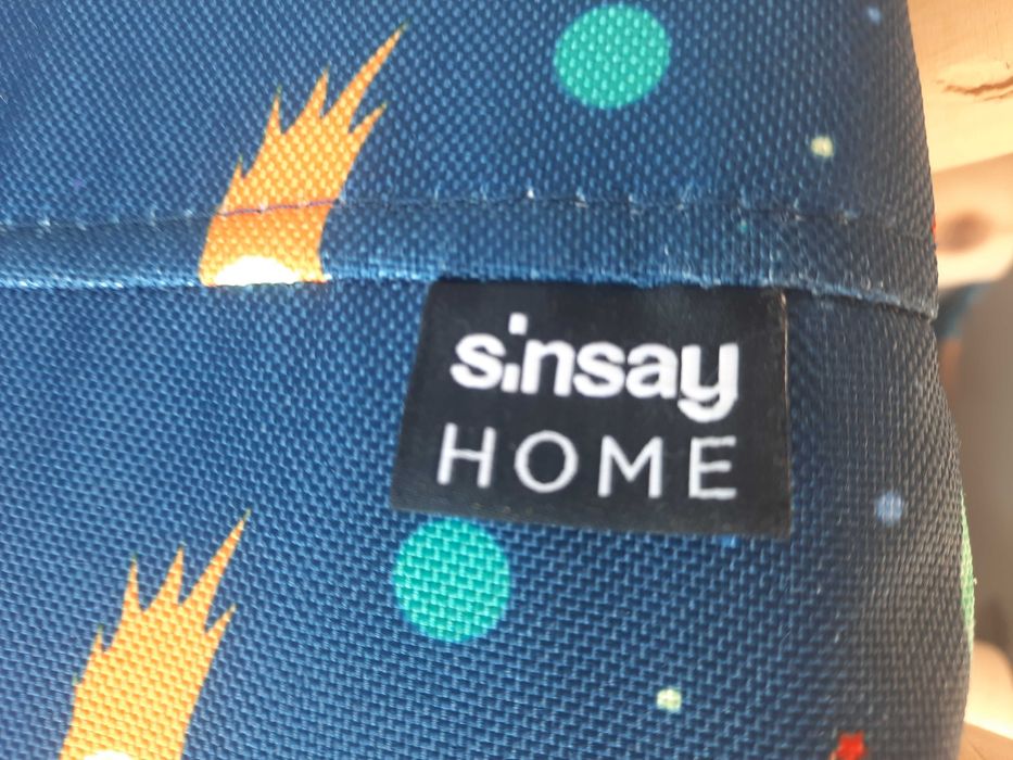 2 x Pufa dziecięca dla dzecka krzesełko taboret  Sinsay Home 27x27x27