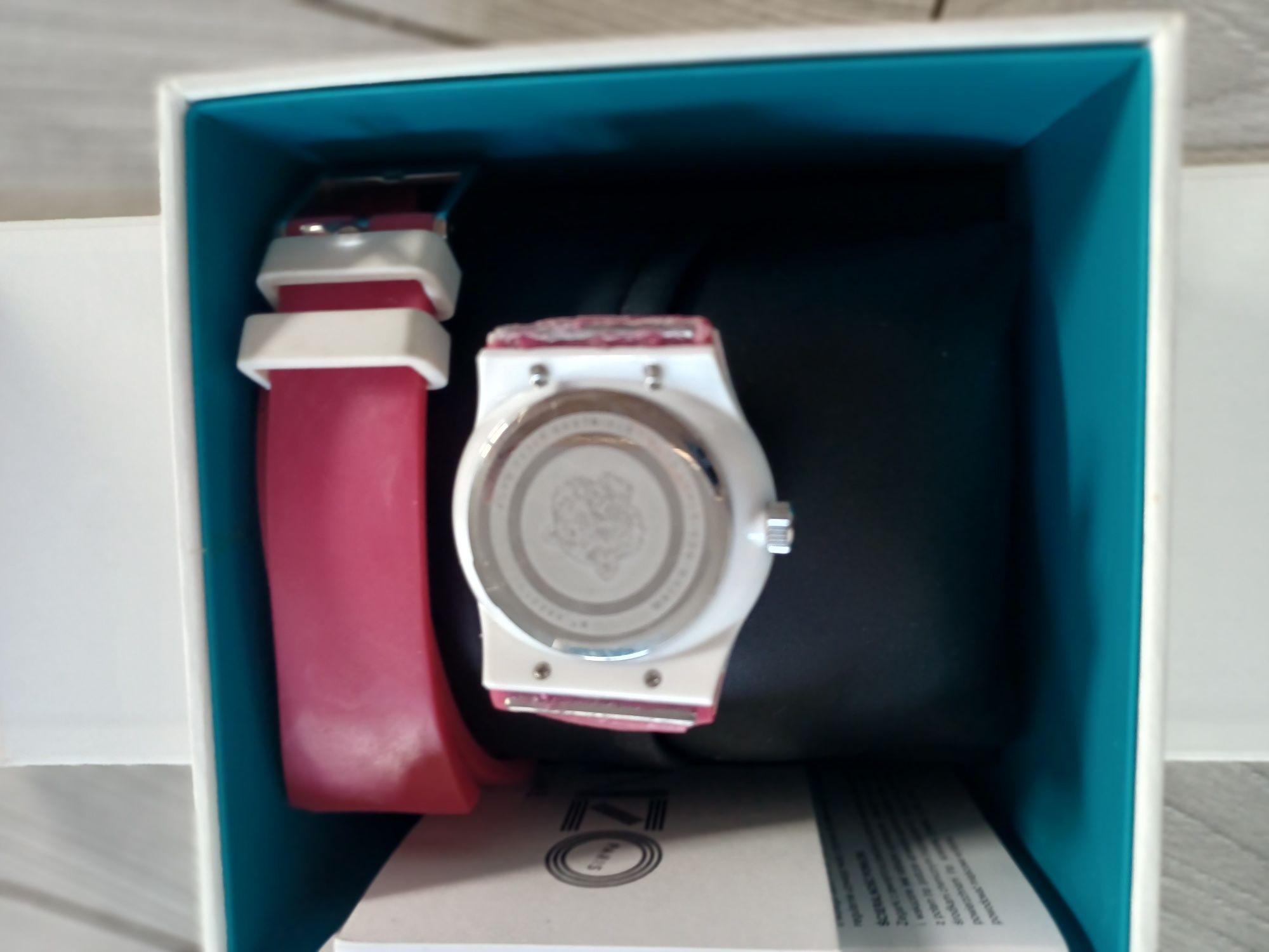 Zegarek Kenzo różowo-biały