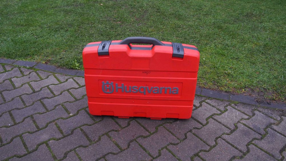 HUSQVARNA DM 220 DM220 Wiertnica elektryczna Walizka Fv23%