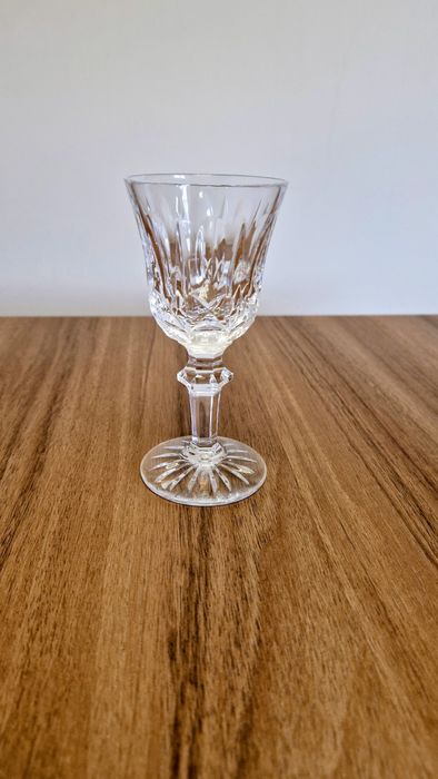 Garrafa + Copos de Cristal