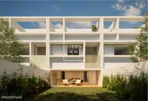 Moradia nova de 292m2, 5 quartos, vista, terraço, jacuzzi, Alcântara,