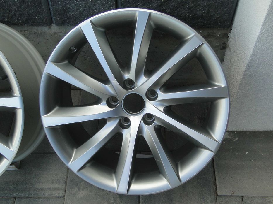 Nowe oryginale felgi VW 8J x 18 5x112 ET44 57,1mm wykończenie CNC