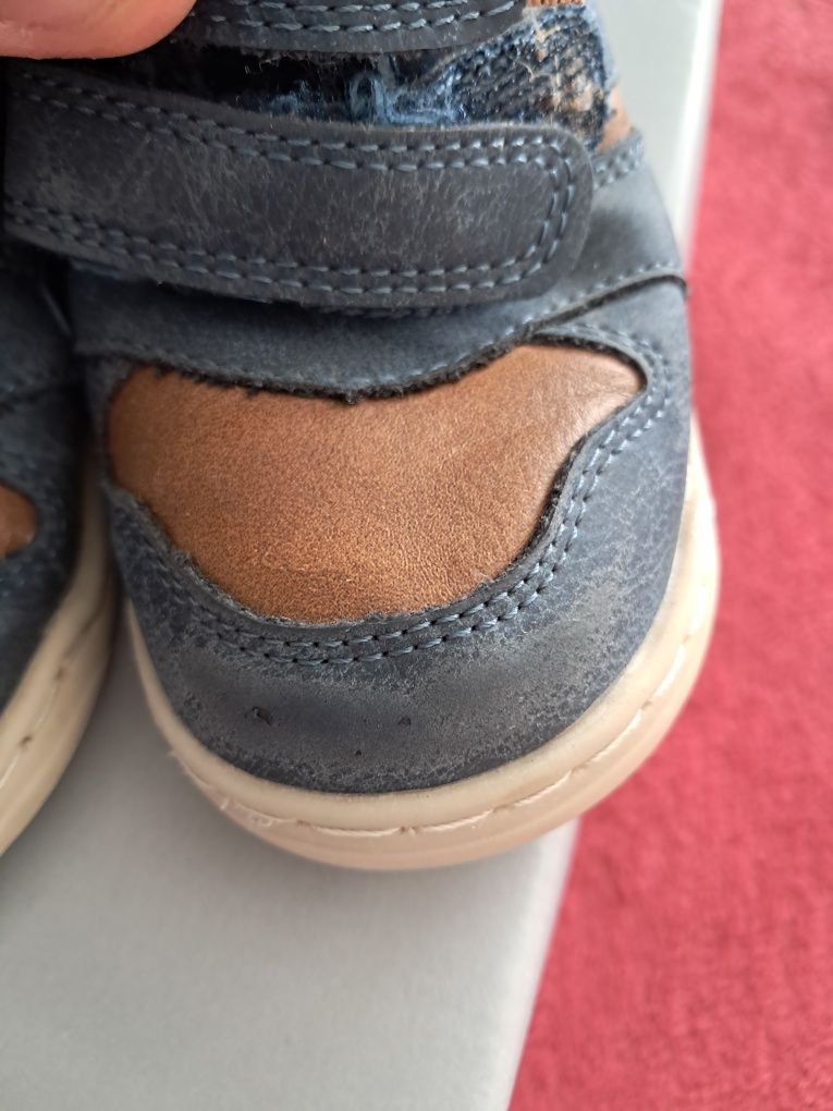 Buty chłopięce r.21 jesień/ zima