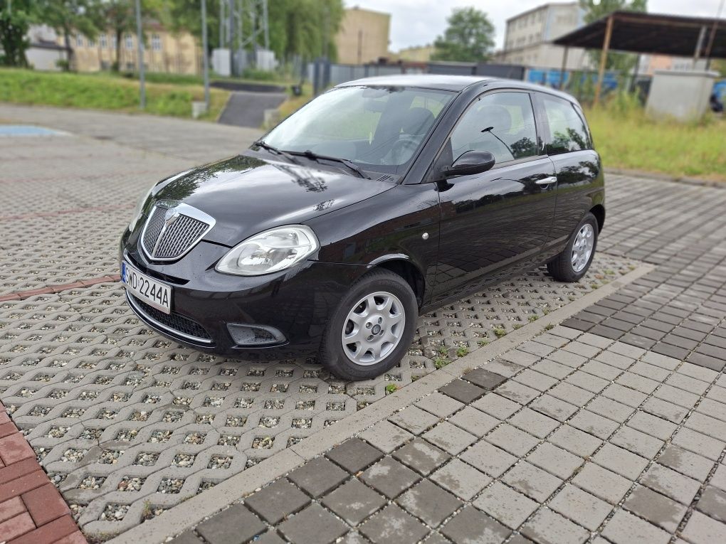 Lancia Ypsilon 1.4 klima bardzo ładna Zdrowa