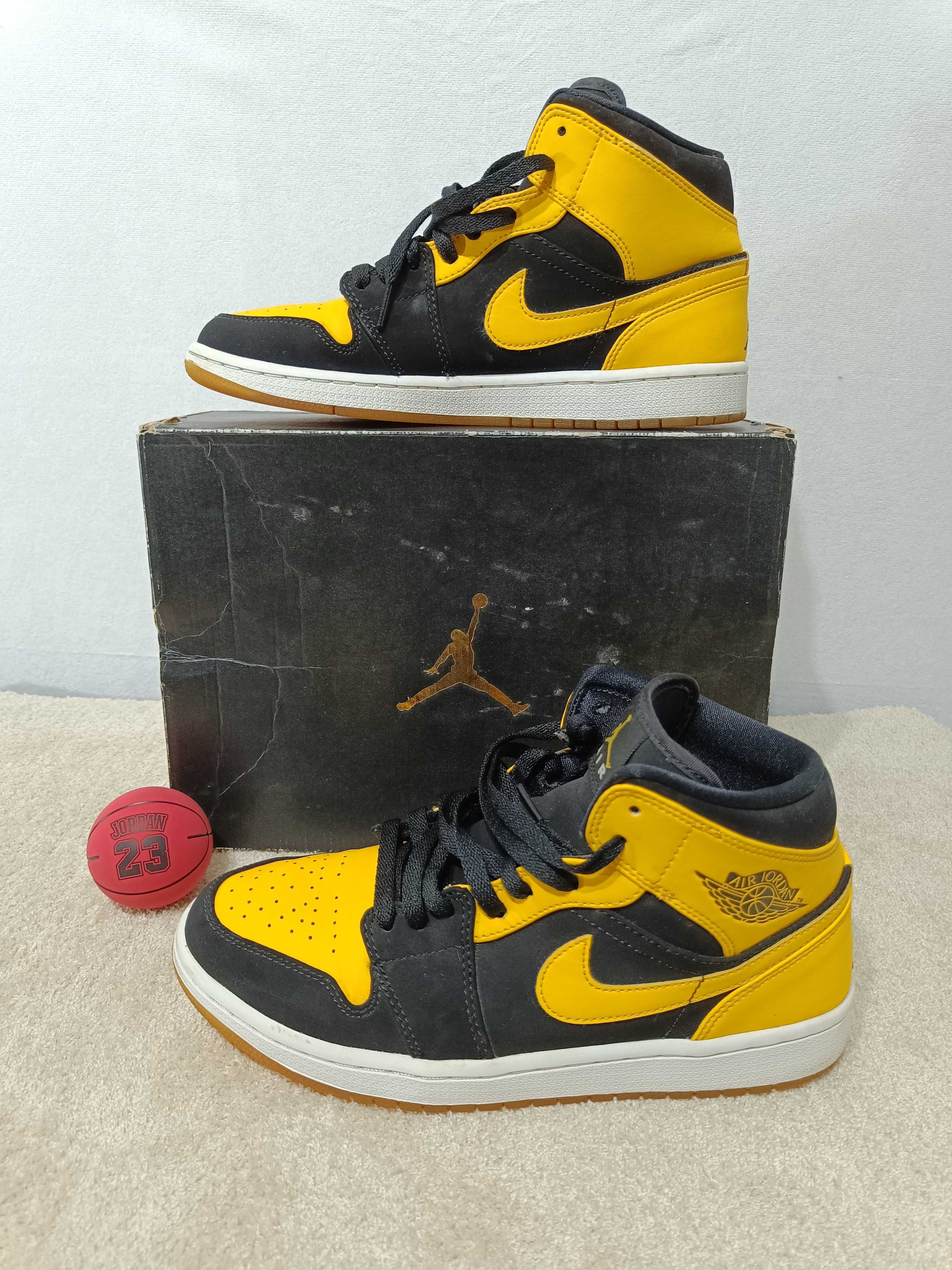 Air Jordan 1 Mid New Love