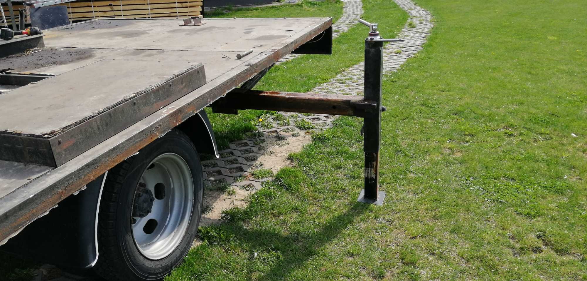 Podpora stopa przyczepa przyczepka laweta regulowana wysuwana