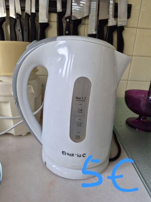 Jarro branco de água