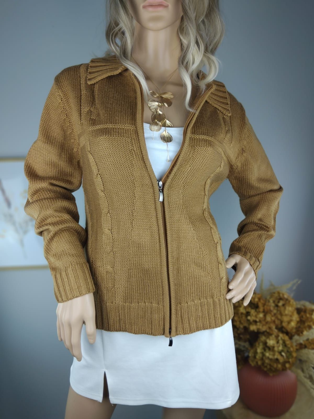Wełniany kardigan vintage z kołnierzykiem sweter 100% wełna ciepły