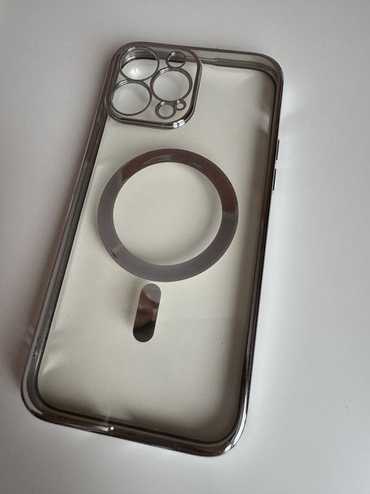 Чохол на айфон 13 pro max