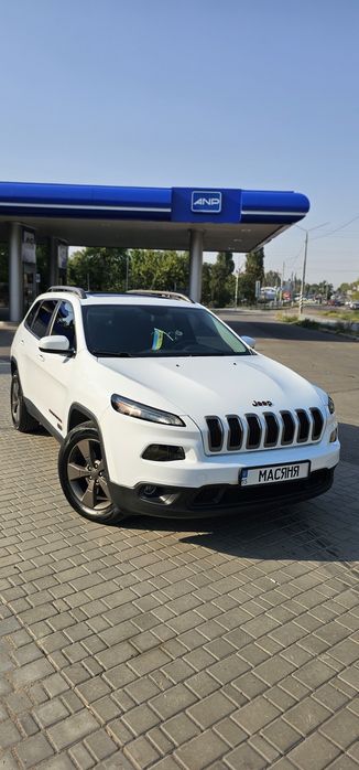 Jeep Cherokee 3.2
