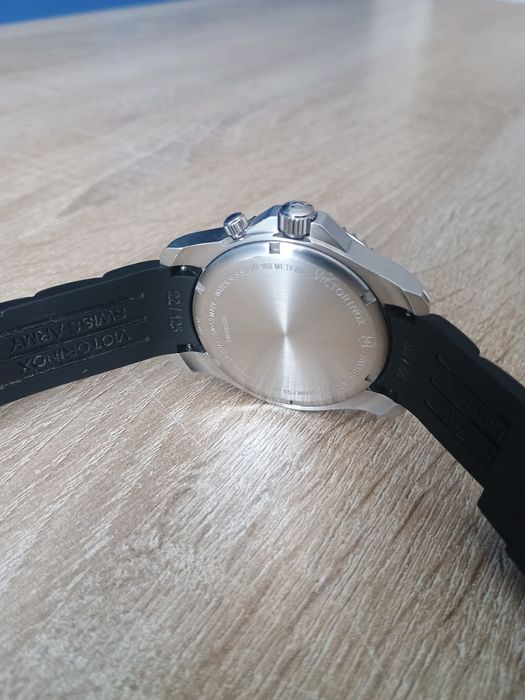Zegarek Victorinox Swiss Army Dual Time