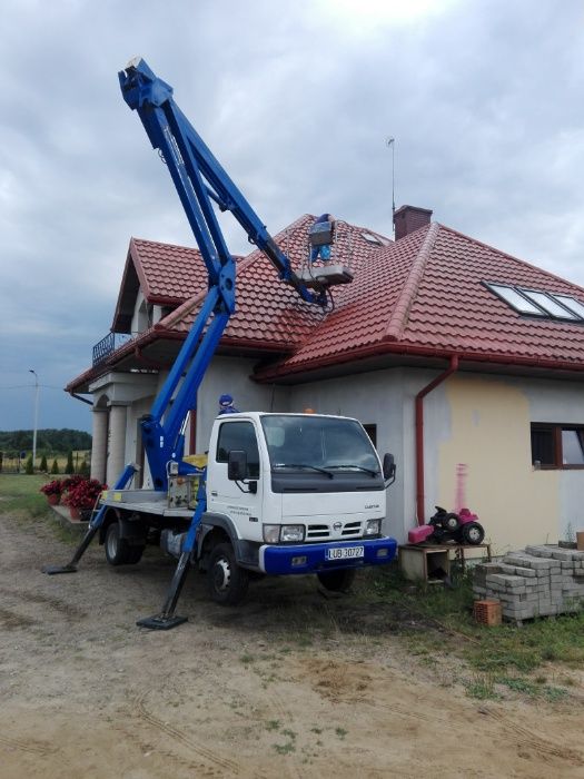 Wycinka drzew gałęzi zrębkowanie mycie prace wysokościowe z podnośnika