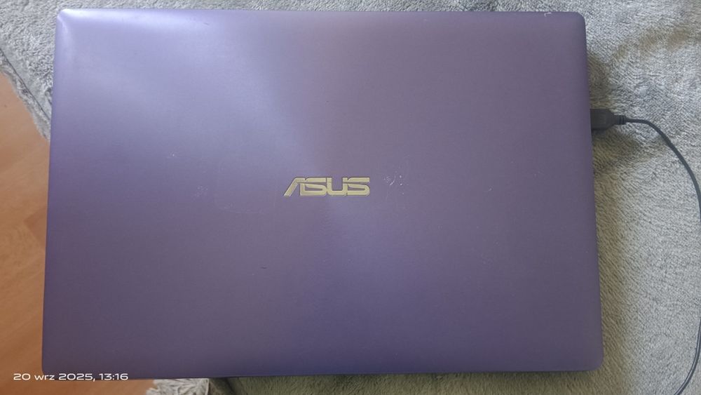 Laptop asus sprawny