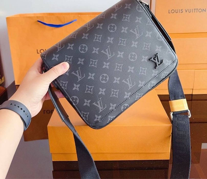 Мужская сумка  Louis Vuitton District чоловіча сумка на через плече