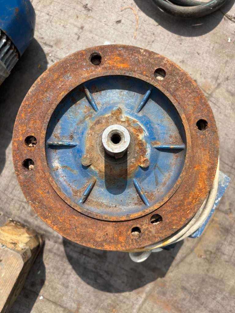 Silnik dwubiegowy 1,3/2,4 KW