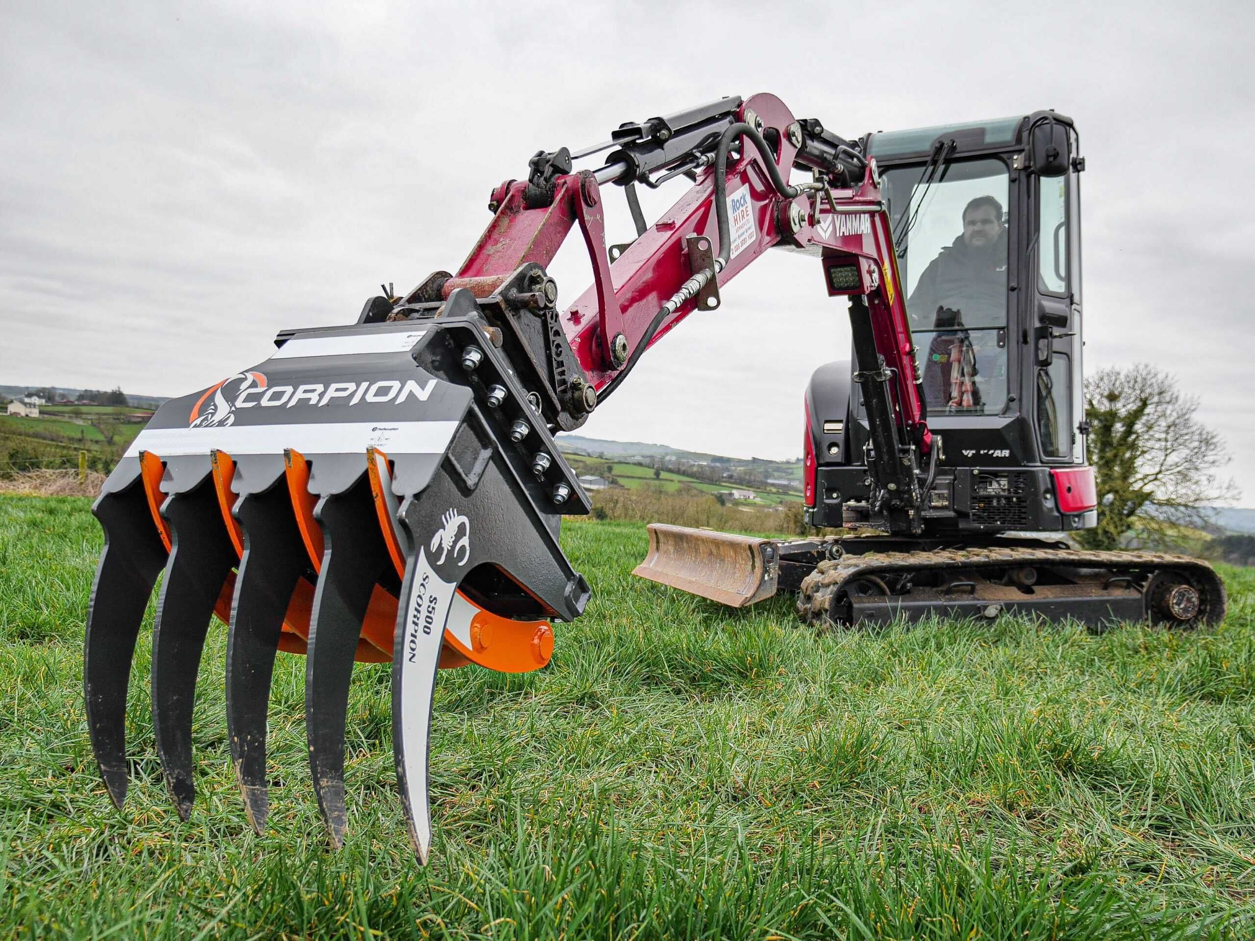Chwytak do minikoparki MDE Scorpion S500 1,5 - 4 ton