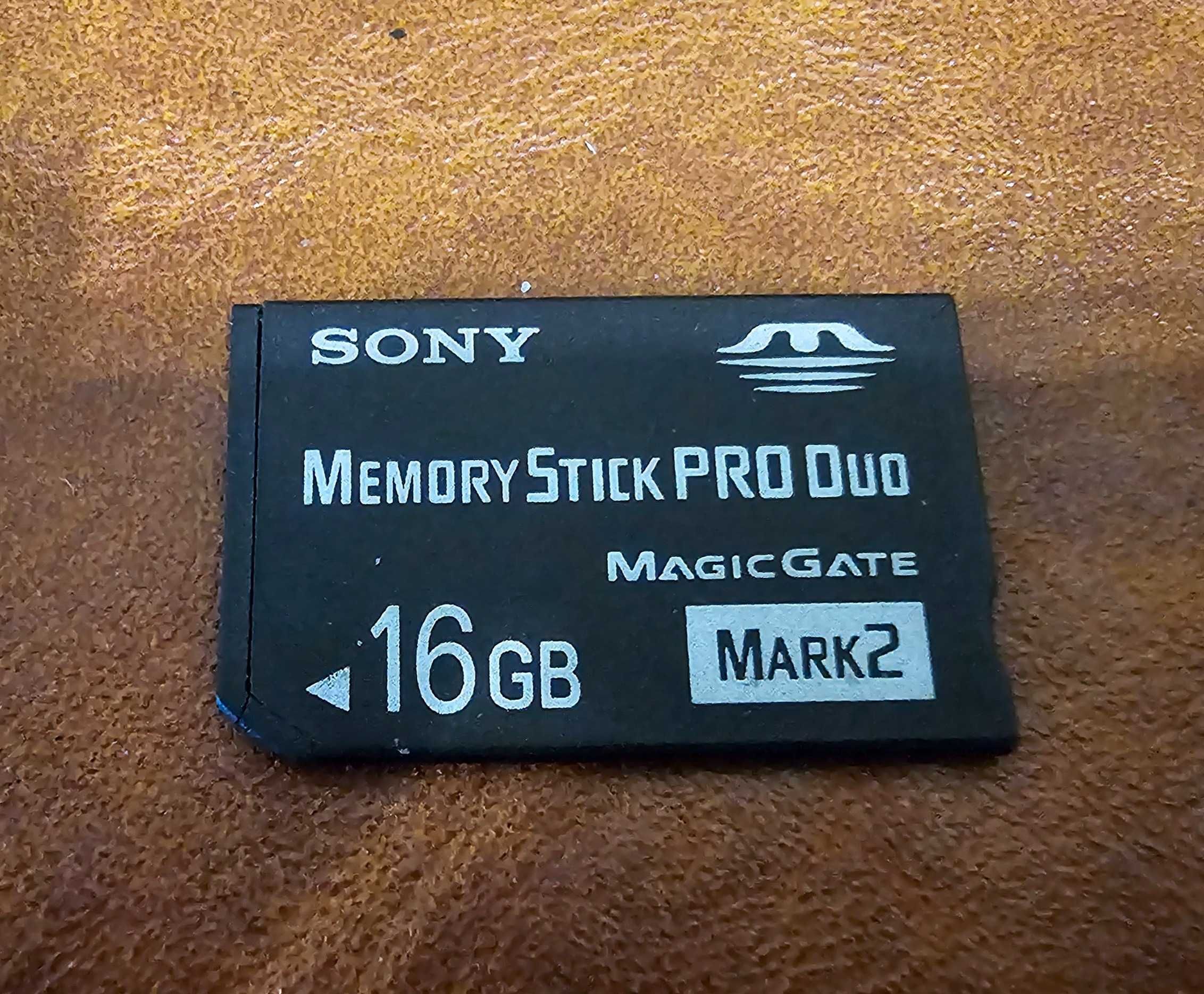 Sony PSP 2003 + dodatki + gry