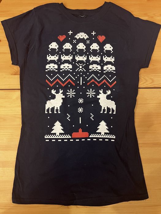 Koszulka świąteczna z gry Space Invaders