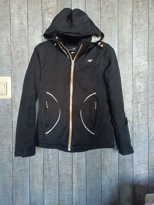 Kurtka 4F kurtka damska 4F kurtka jesienna  kurtka wiatrówka