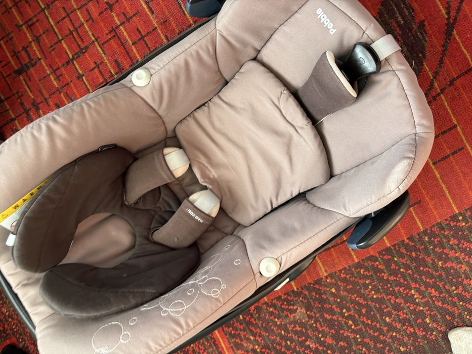 Автокрісло Maxi-Cosi Pebble Plus i-Size