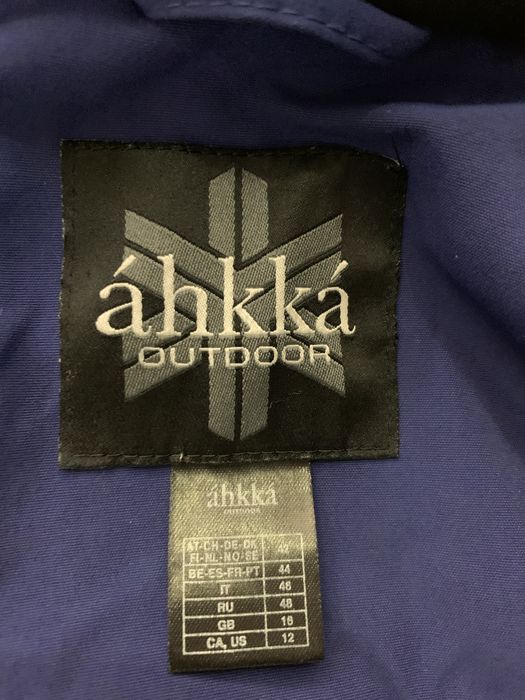 куртка жіноча трекінгова м розмір з норвегії стан на 5