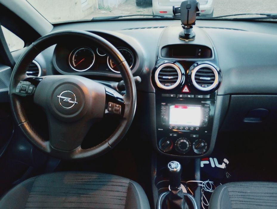 Opel corsa 2014 como novo