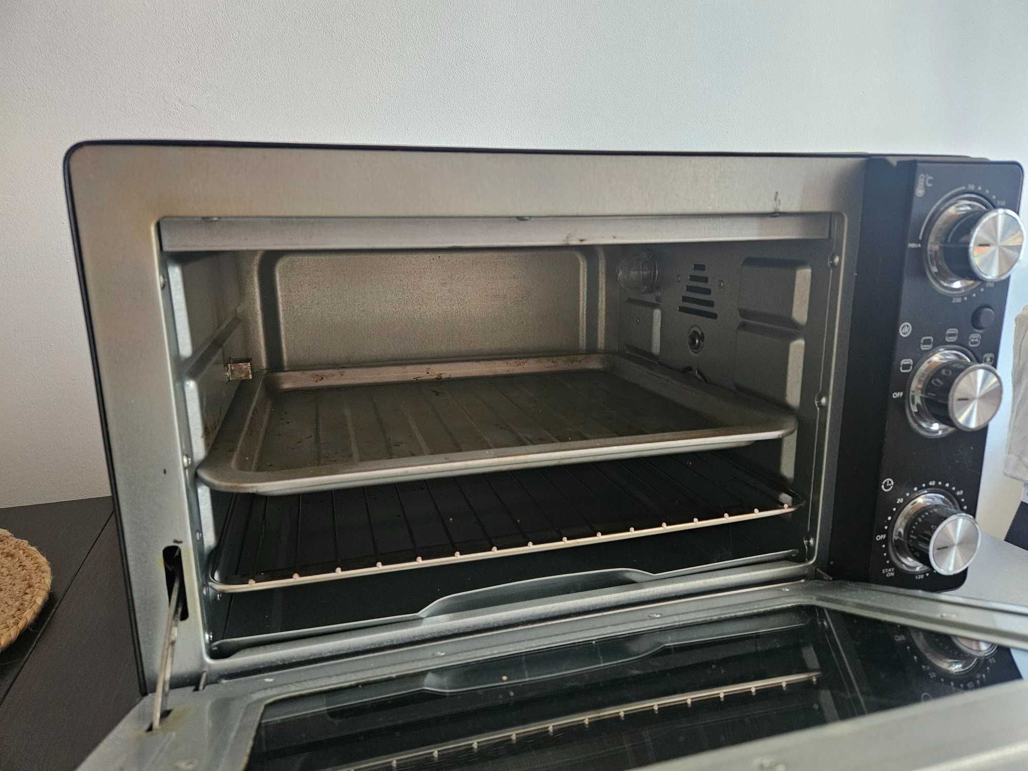 Mini piekarnik Raven EPI005 Rożen 28l