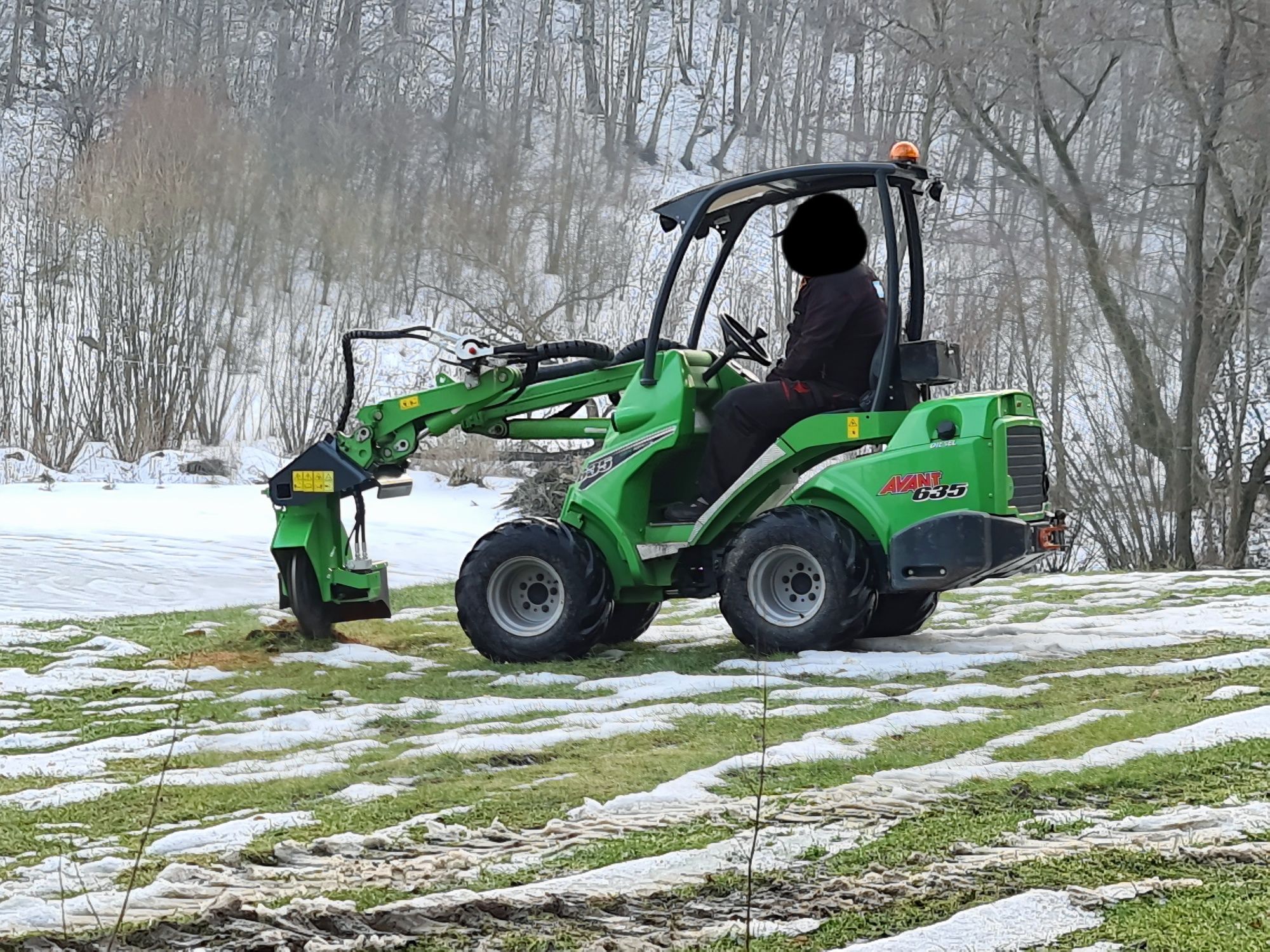 Frezowanie pni , karczowanie , mulczer,wiertnica 300mm