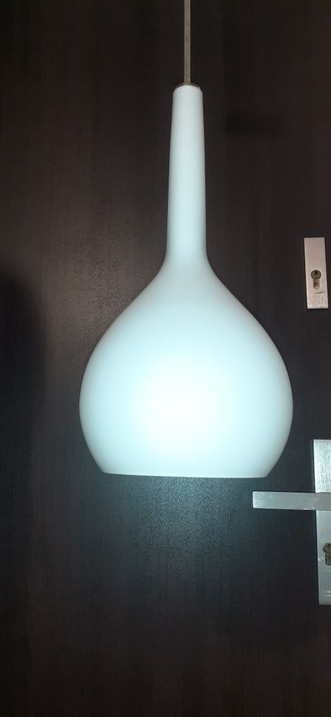 Lampa sufitowa na przewodzie