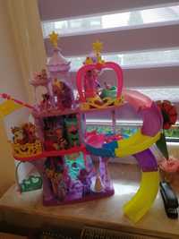 Zamek My Little Pony Tęczowe Królestwo Twilight Sparkle ze zjeżdżalnią
